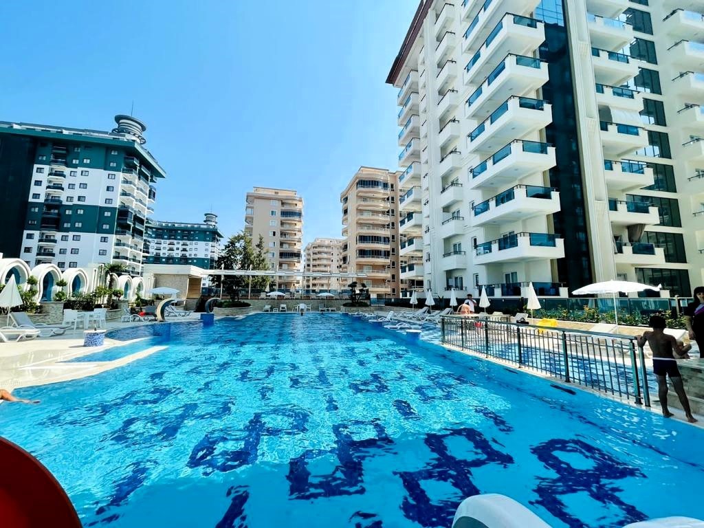 Многофункциональный жилой комплекс в Махмутларе