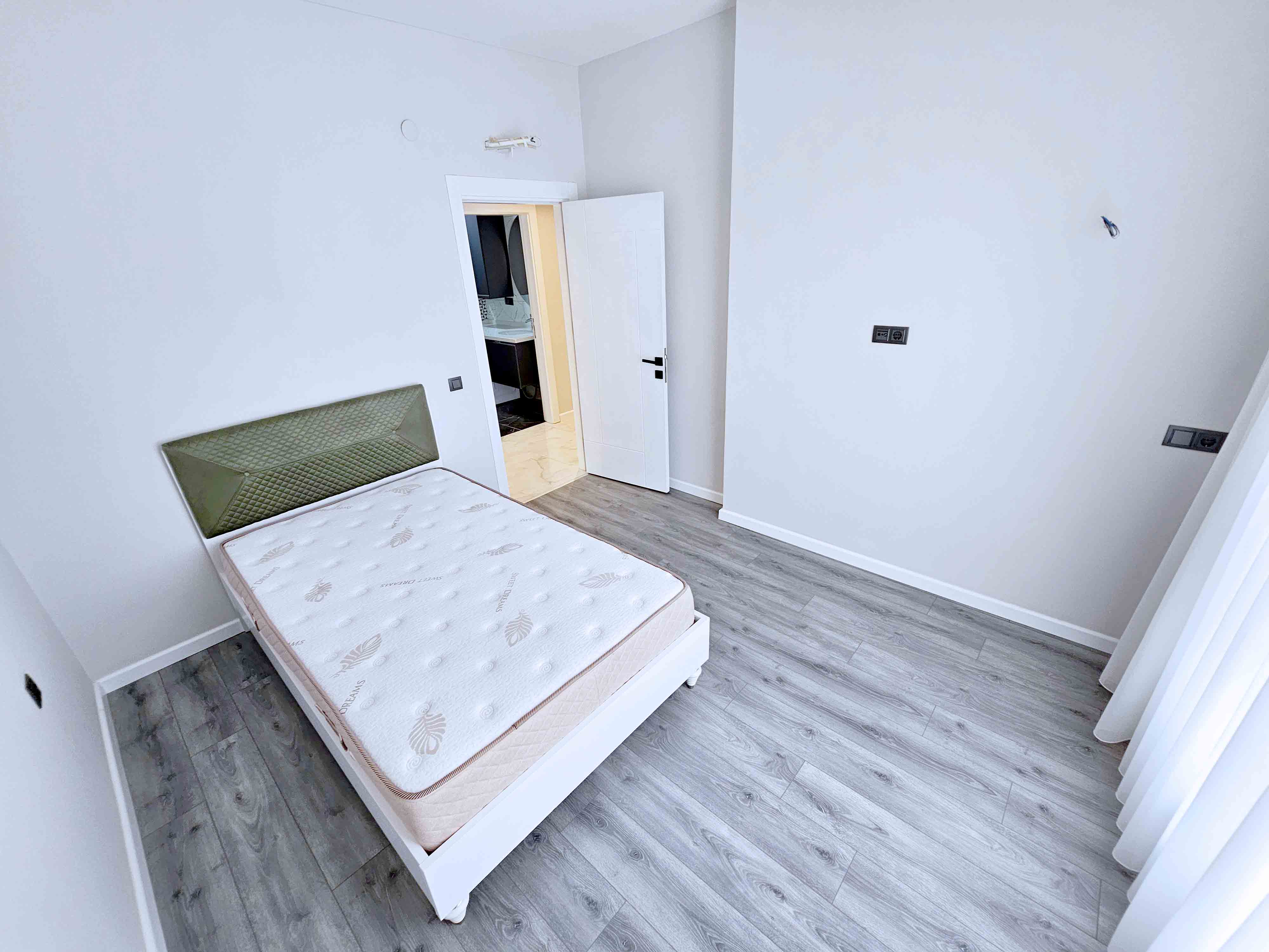 Üç odalı daire (3+1) - Oba